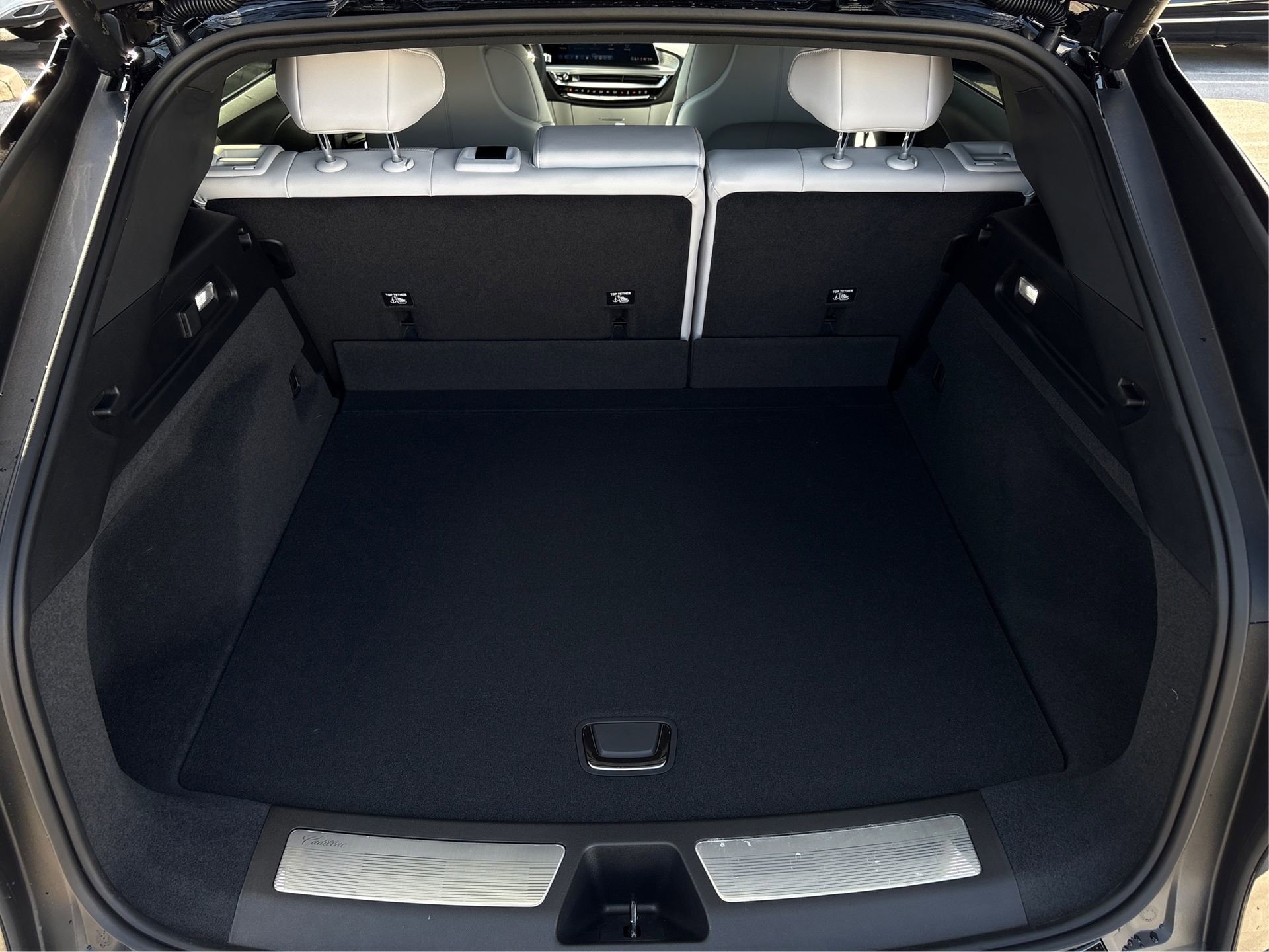 New 2026 Cadillac Lyriq Luxury image 11