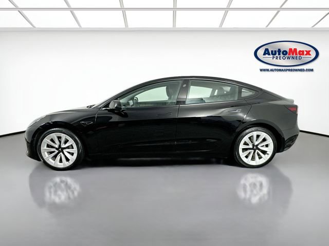 Used 2021 Tesla Model 3 Standard Range Plus image 9