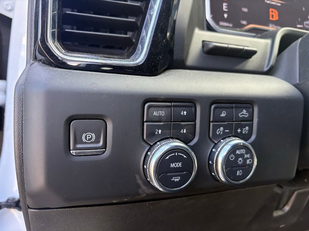 Used 2024 GMC Sierra 2500 Denali w/ Denali Reserve Package image 19