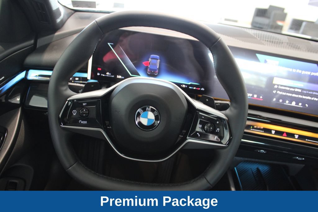 Used 2026 BMW 540i xDrive AWD/4WD image 23