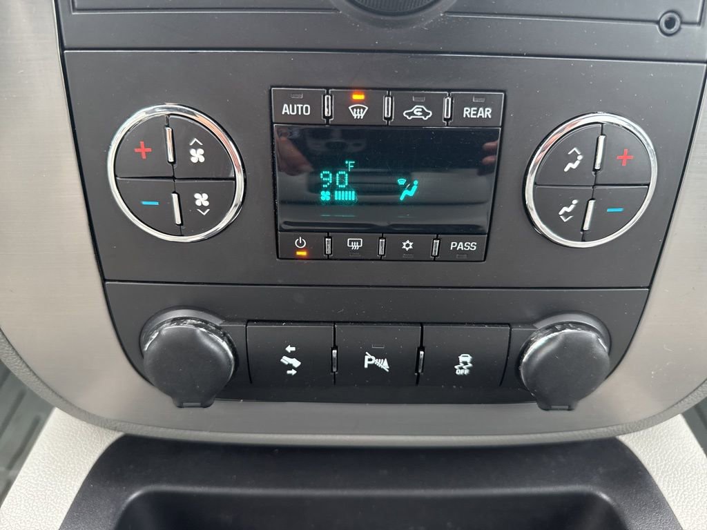 Used 2014 GMC Yukon XL SLT w/ SLT-2 Equipment Package image 19