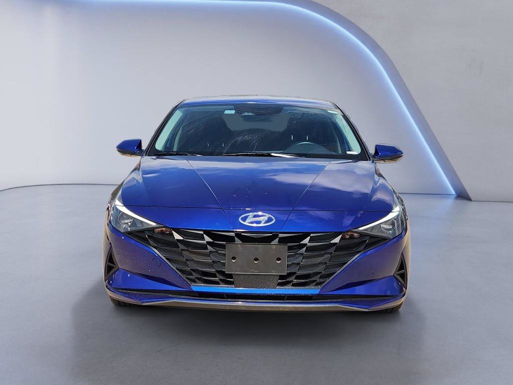 Used 2023 Hyundai Elantra SEL w/ Convenience Package FWD image 2