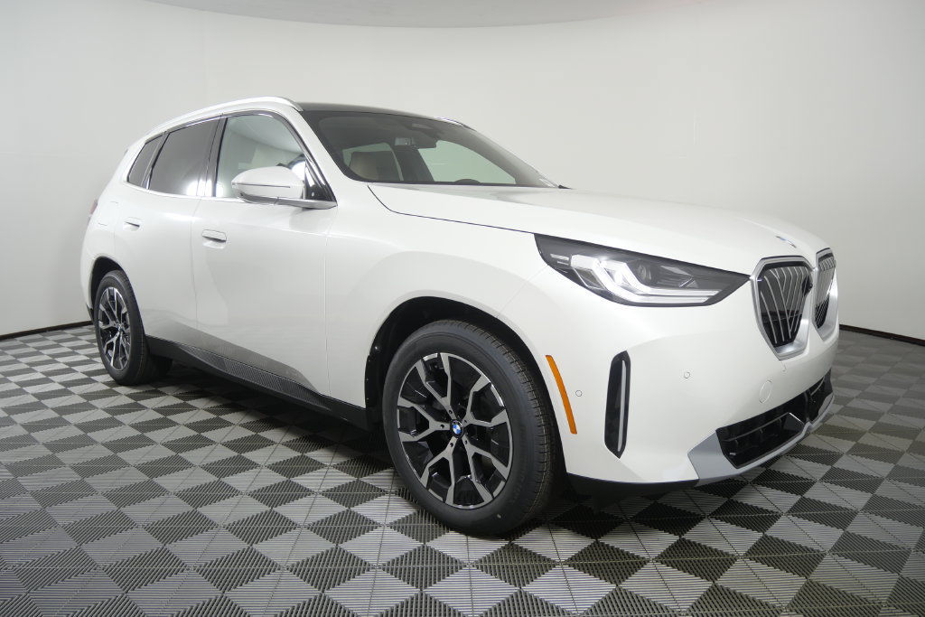 New 2026 BMW X3 xDrive30i AWD/4WD image 2