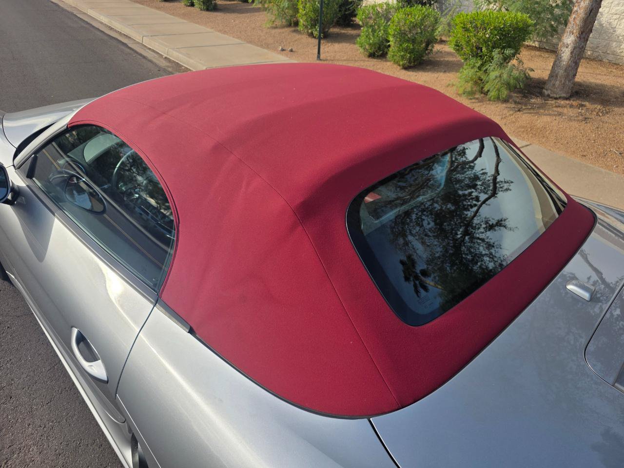 Used 2019 Porsche 718 Boxster RWD image 15