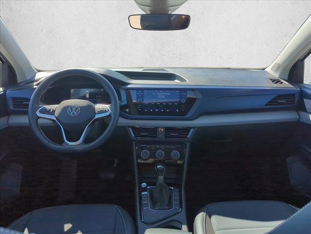 Used 2023 Volkswagen Taos SE w/ Panoramic Sunroof Package FWD image 18