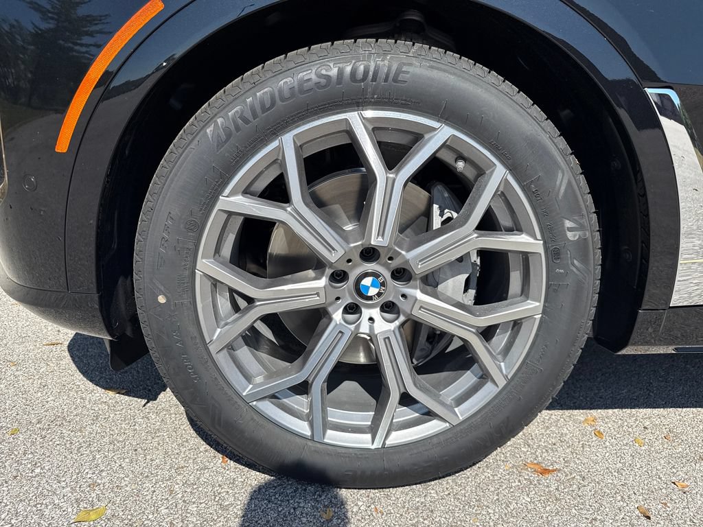 New 2027 BMW X7 xDrive40i AWD/4WD image 9