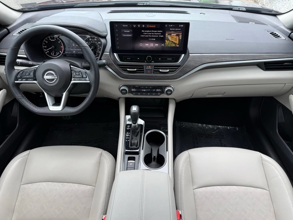 Used 2024 Nissan Altima 2.5 SL AWD/4WD image 22