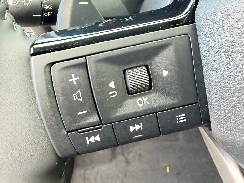 New 2026 Nissan Rogue Platinum AWD/4WD image 21