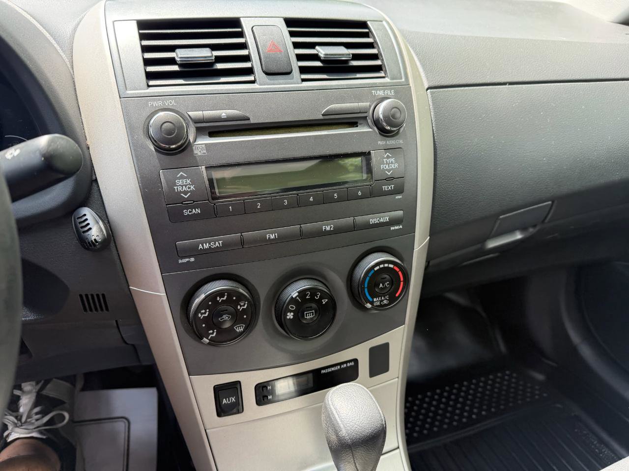 Used 2010 Toyota Corolla S FWD image 5