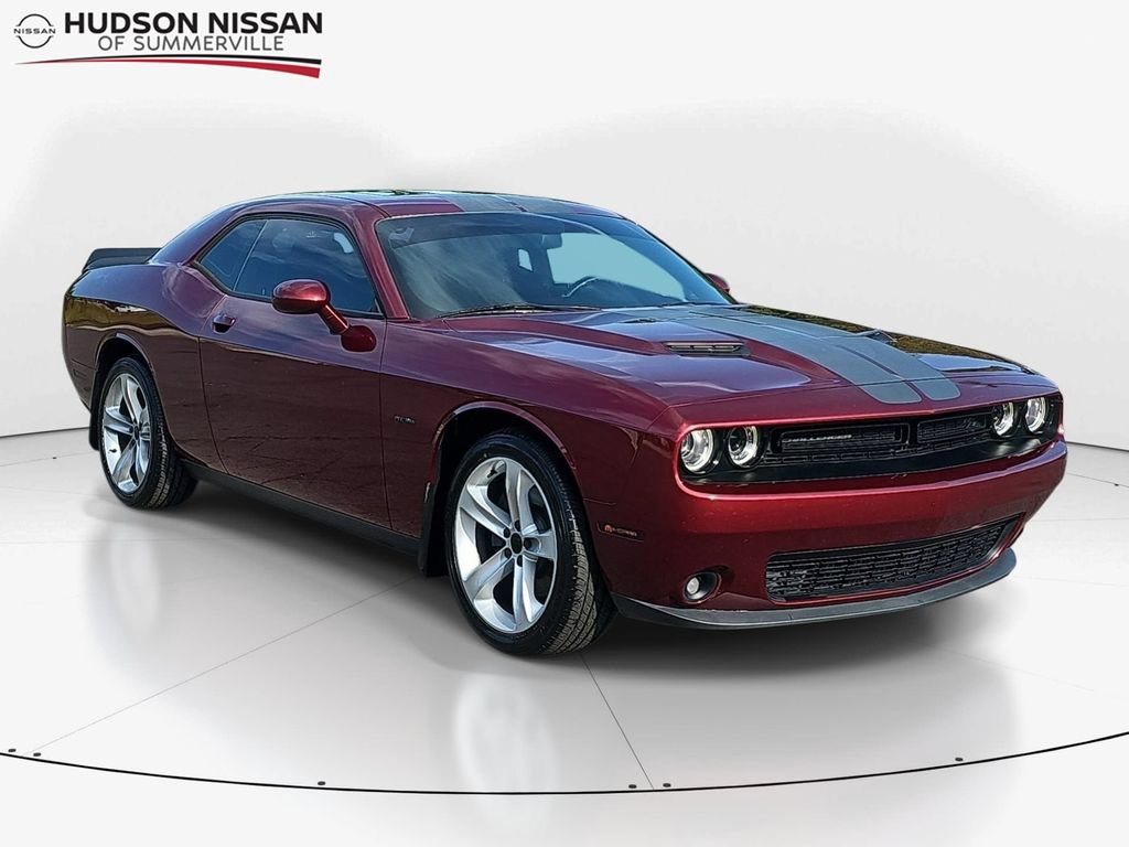 Used 2018 Dodge Challenger R/T w/ Blacktop Package RWD 360° Tour