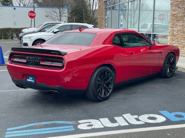 Used 2016 Dodge Challenger SRT Hellcat image 12