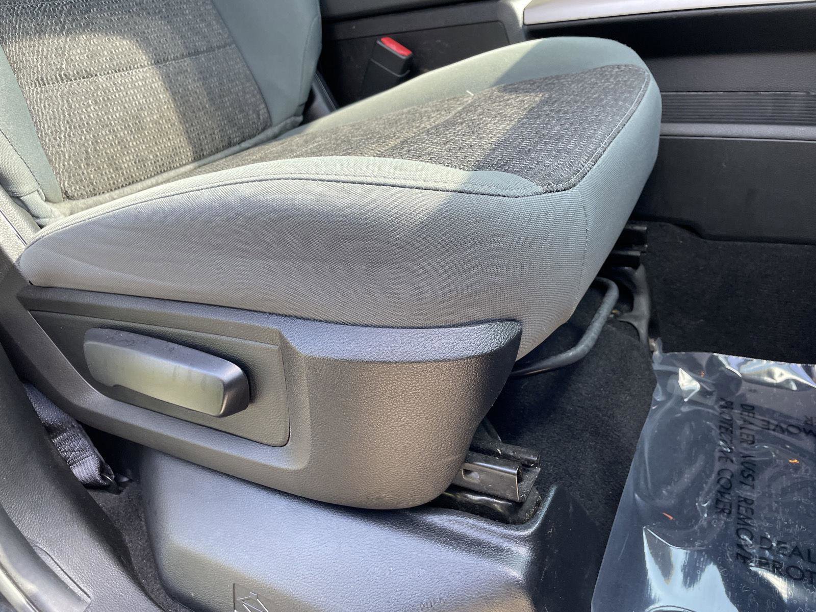 Used 2018 RAM 1500 Big Horn AWD/4WD image 3