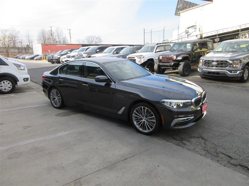 Used 2018 BMW 540i xDrive image 10