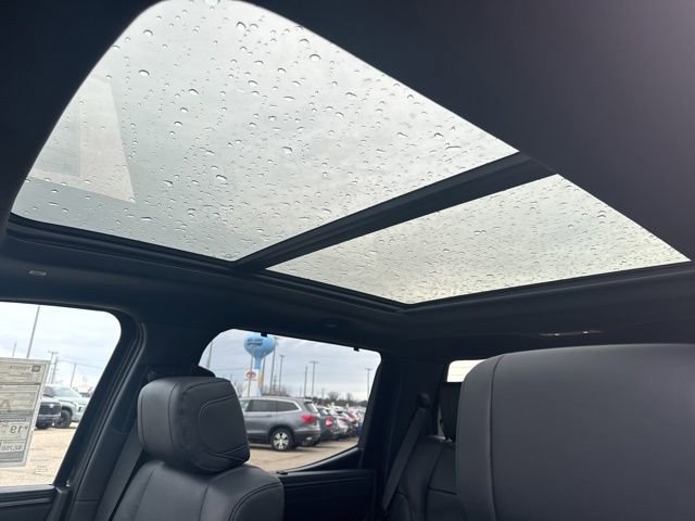 Used 2025 Toyota Tundra Platinum image 31