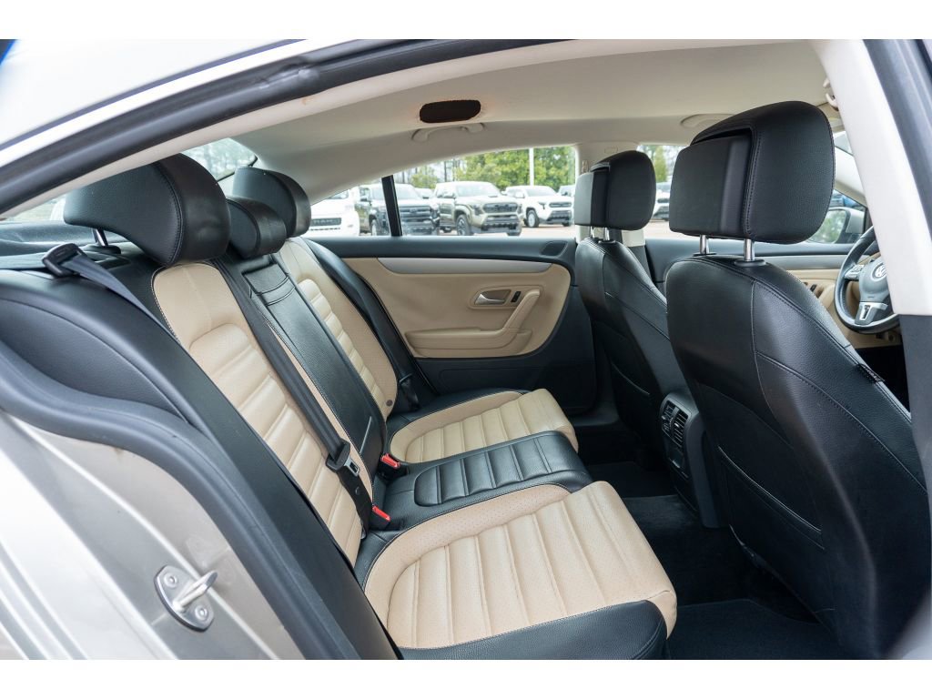 Used 2014 Volkswagen CC Sport image 14