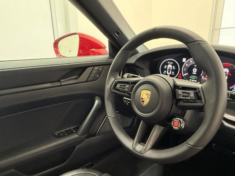Certified 2026 Porsche 911 Targa 4 GTS AWD/4WD image 15