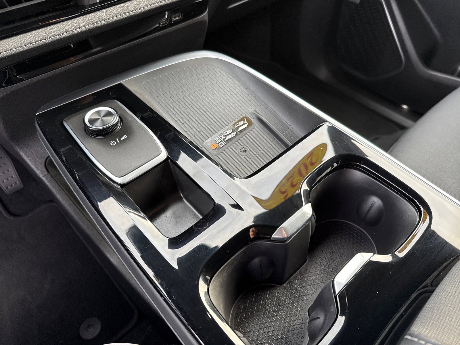 Used 2025 Buick Enclave Preferred image 20