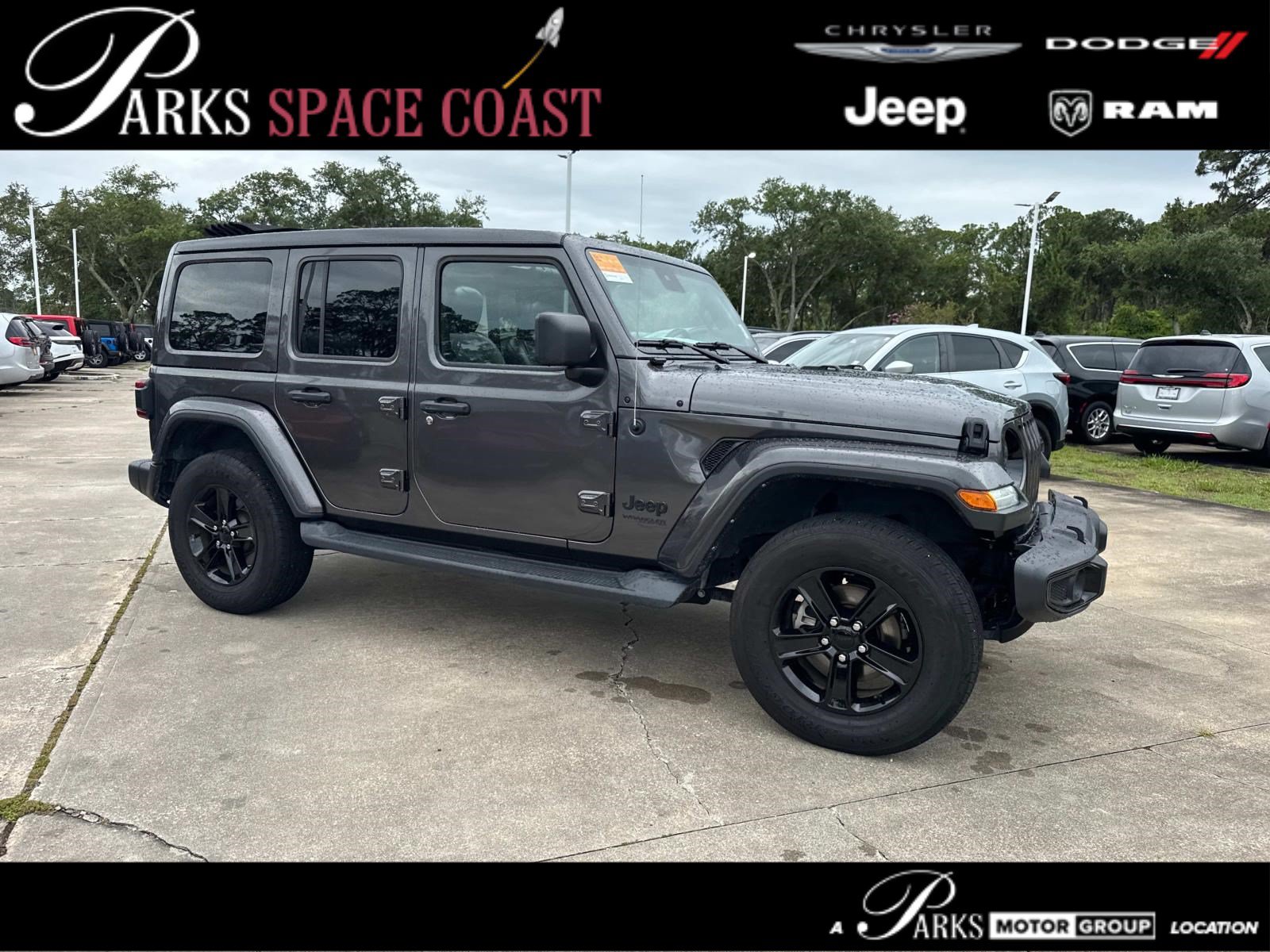 Used 2022 Jeep Wrangler Unlimited Sahara AWD/4WD image 1