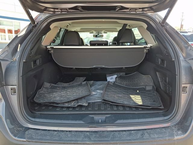 Certified 2025 Subaru Outback Limited AWD/4WD image 31