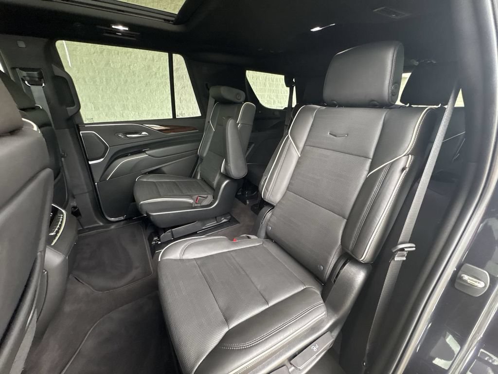 Certified 2023 Cadillac Escalade Premium Luxury AWD/4WD image 26