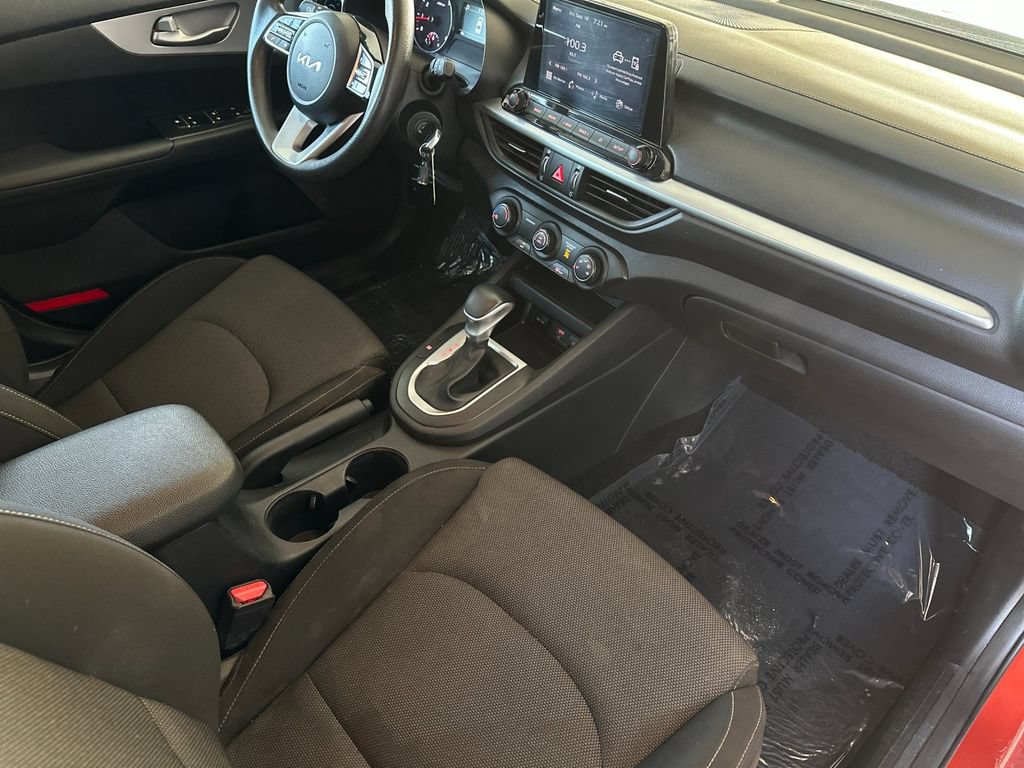 Used 2024 Kia Forte LXS FWD image 14