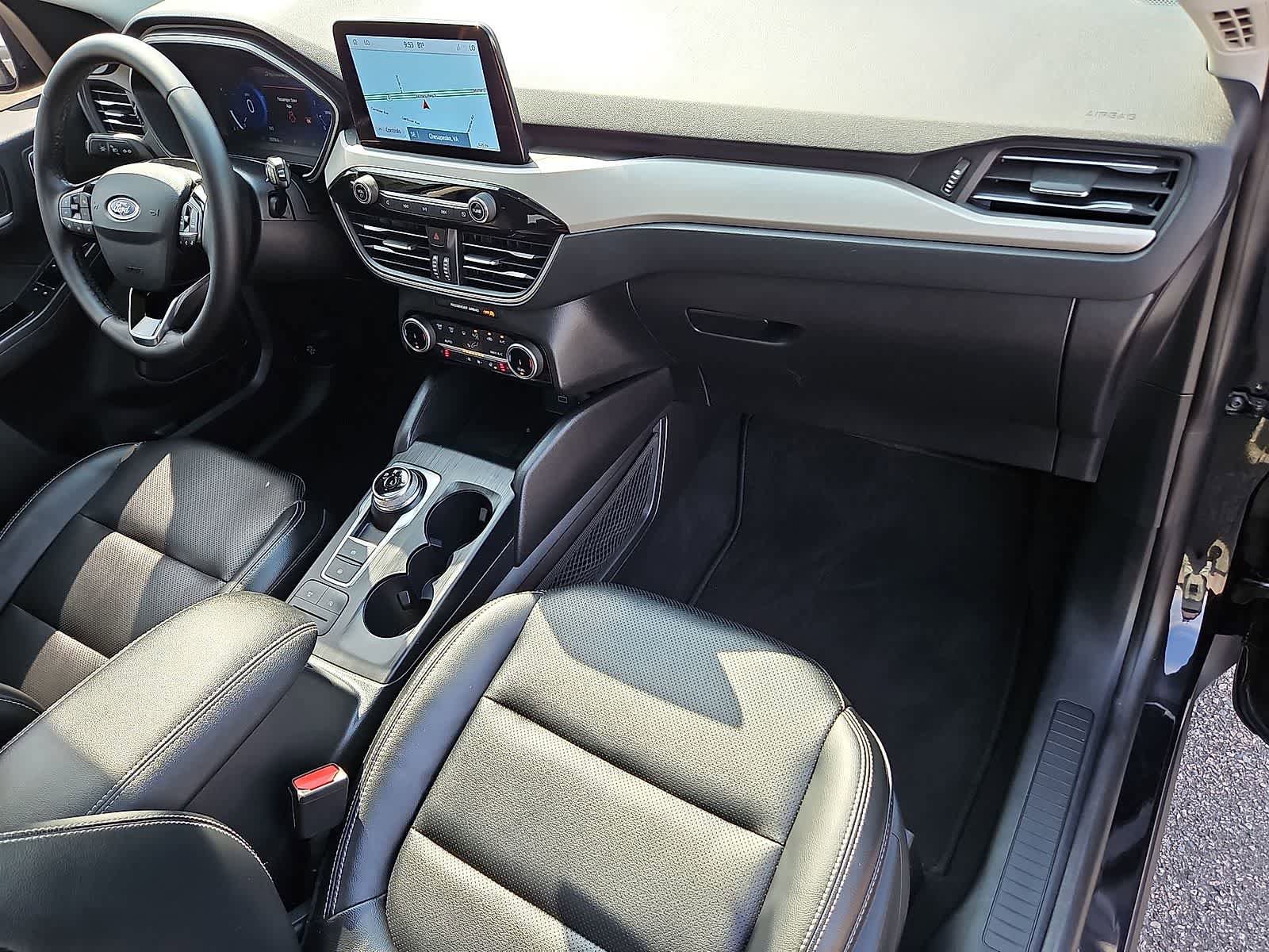Used 2022 Ford Escape SEL w/ Technology Package FWD image 35