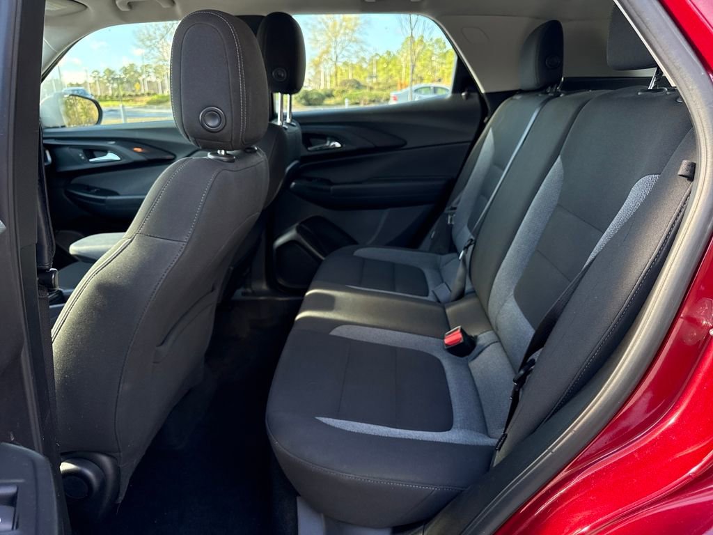 Used 2021 Chevrolet TrailBlazer LS image 26