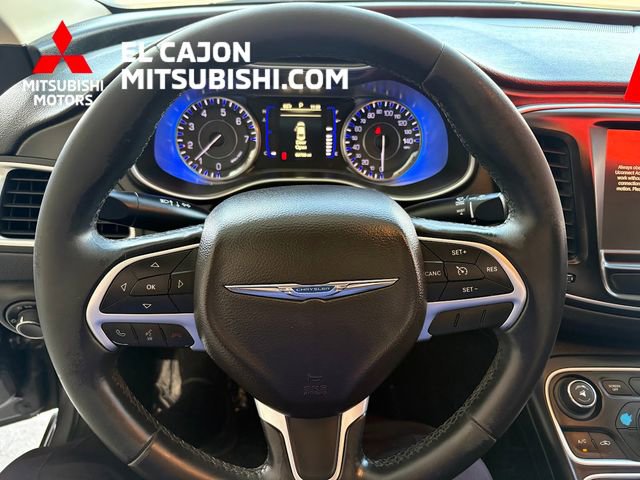 Used 2016 Chrysler 200 Limited w/ Convenience Group image 16