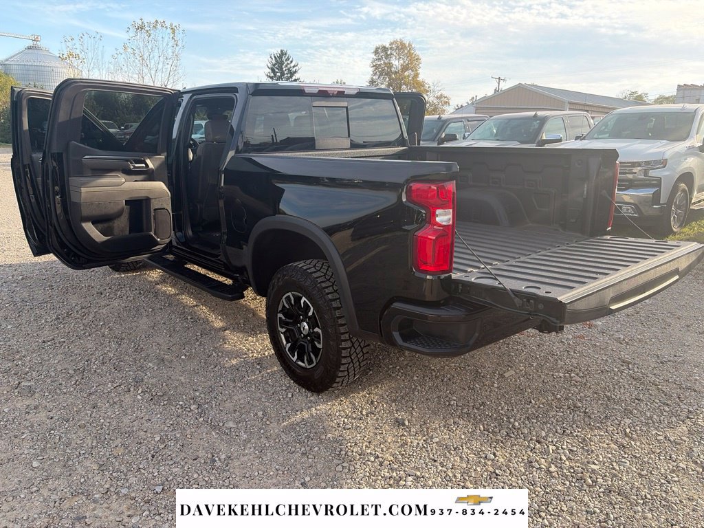 Used 2025 Chevrolet Silverado 1500 ZR2 w/ Technology Package AWD/4WD image 33