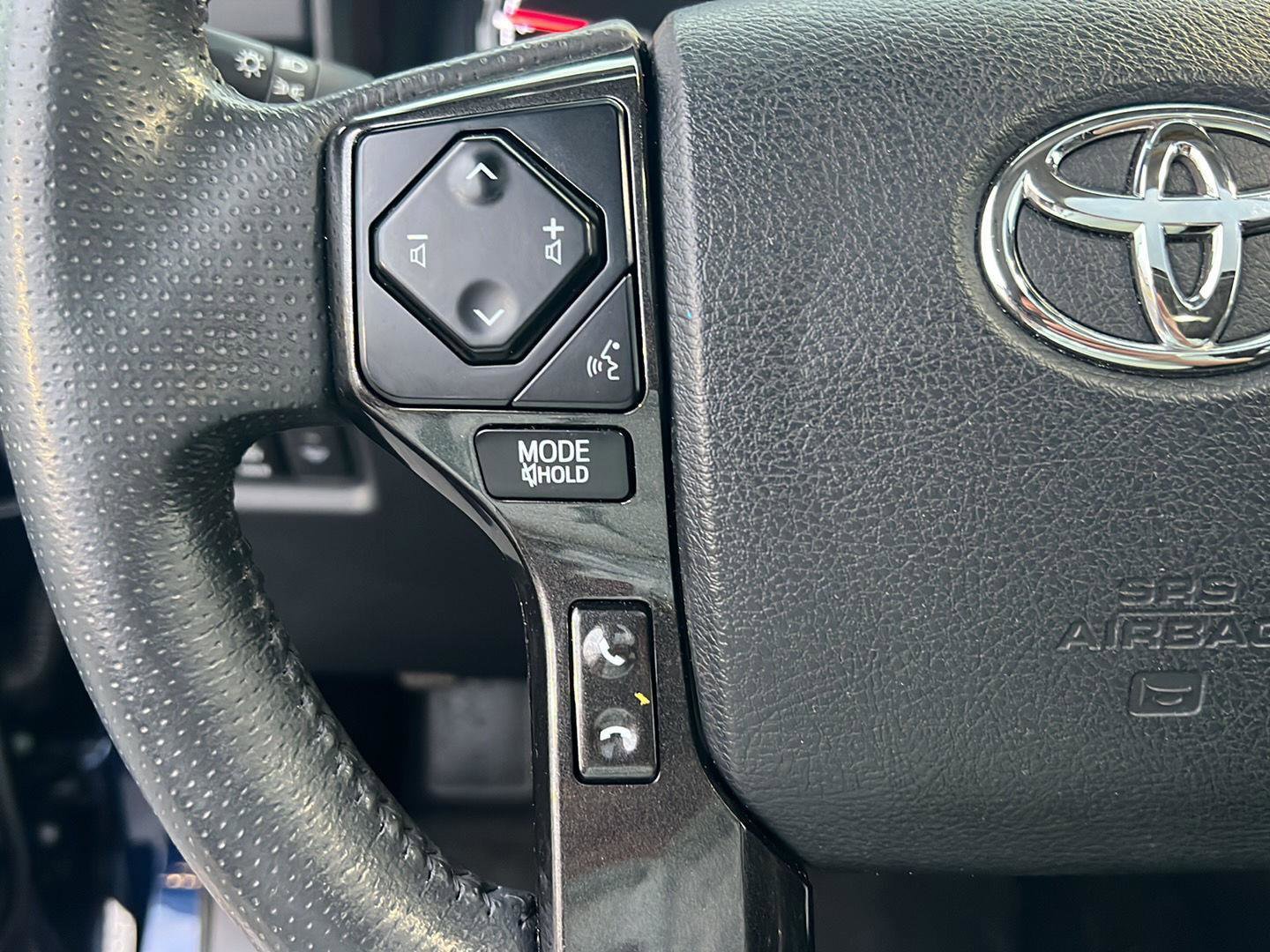 Certified 2022 Toyota 4Runner TRD Off-Road Premium w/ Moonroof Package image 21