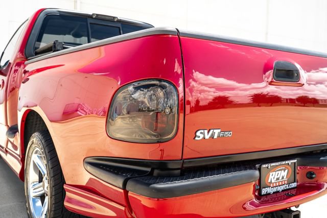 Used 2003 Ford F150 Lightning RWD image 12