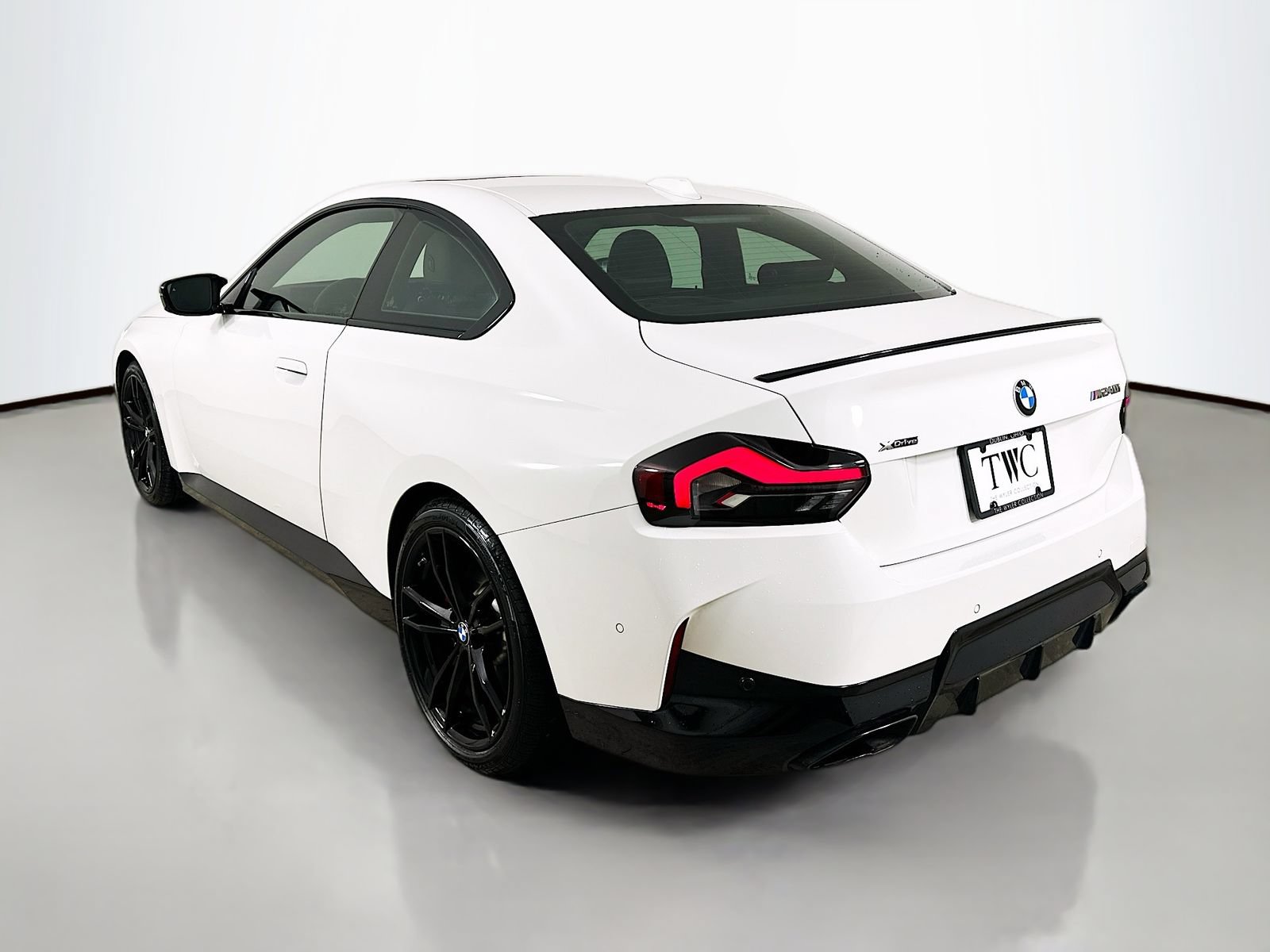 Used 2024 BMW M240i xDrive Coupe w/ Premium Package AWD/4WD image 7
