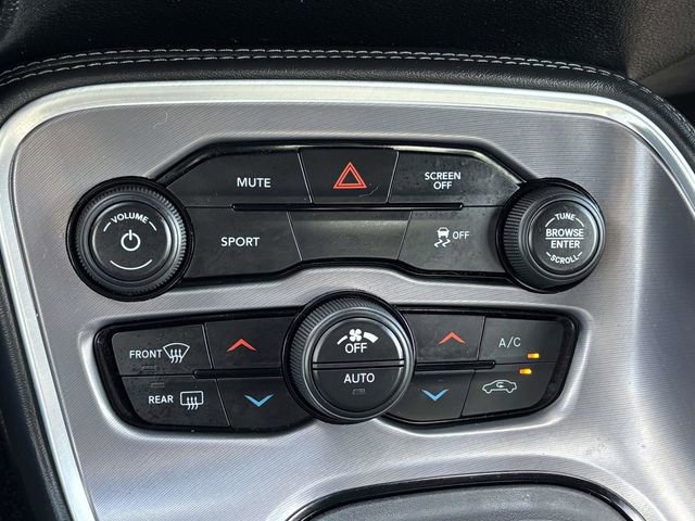 Used 2019 Dodge Challenger SXT RWD image 17