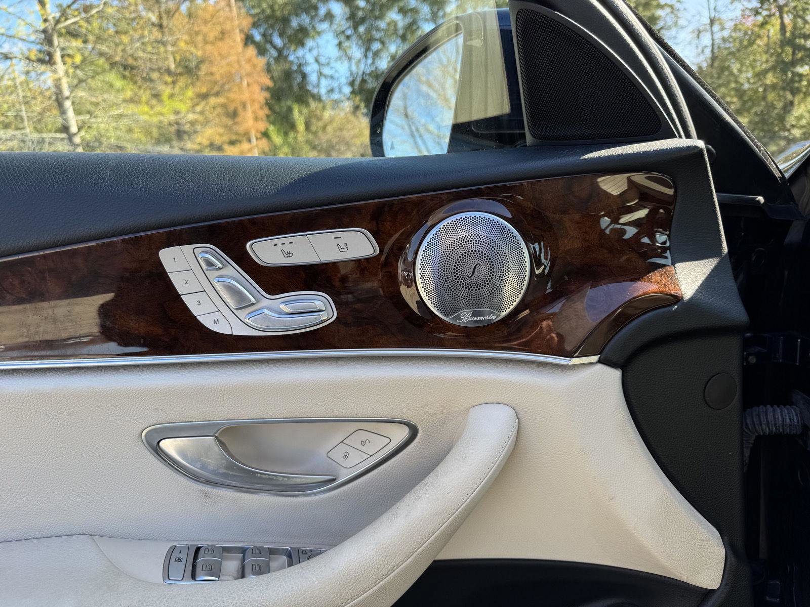 Used 2017 Mercedes-Benz E 300 image 6