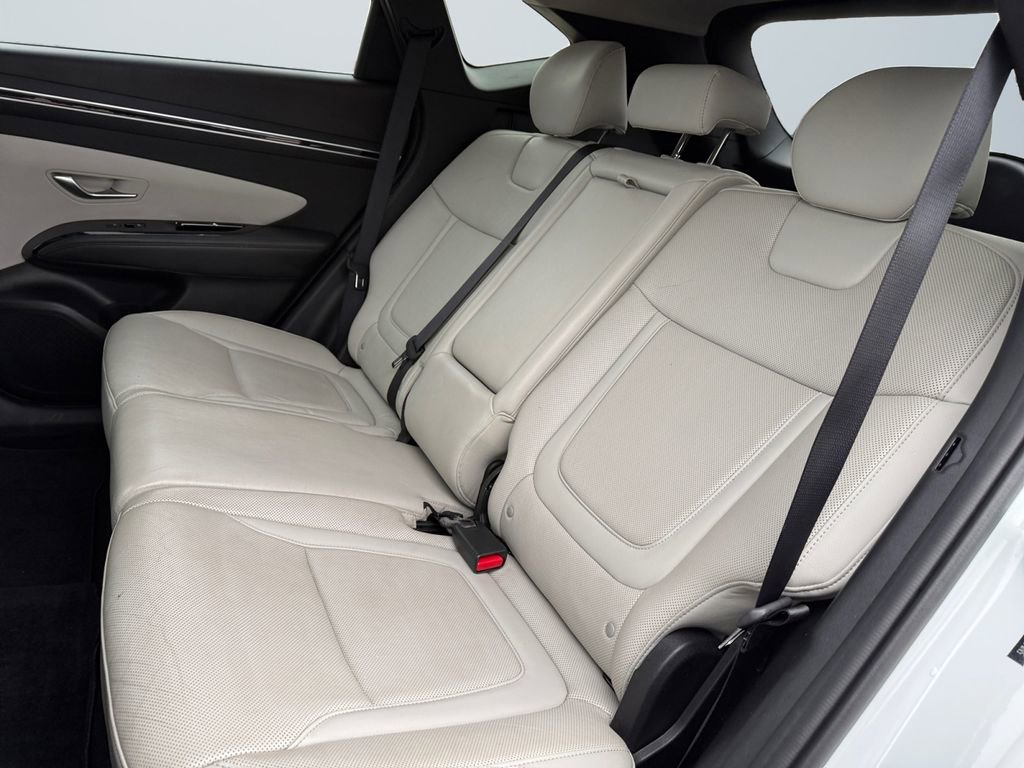 Used 2022 Hyundai Tucson Limited w/ Cargo Package image 13