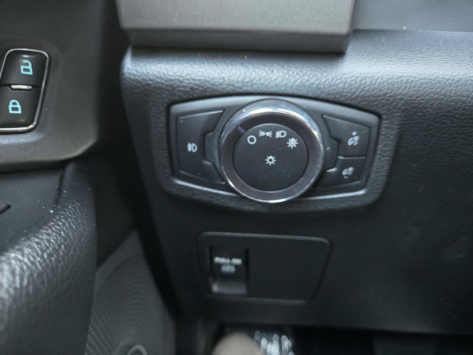 Used 2020 Ford Expedition XLT RWD image 30