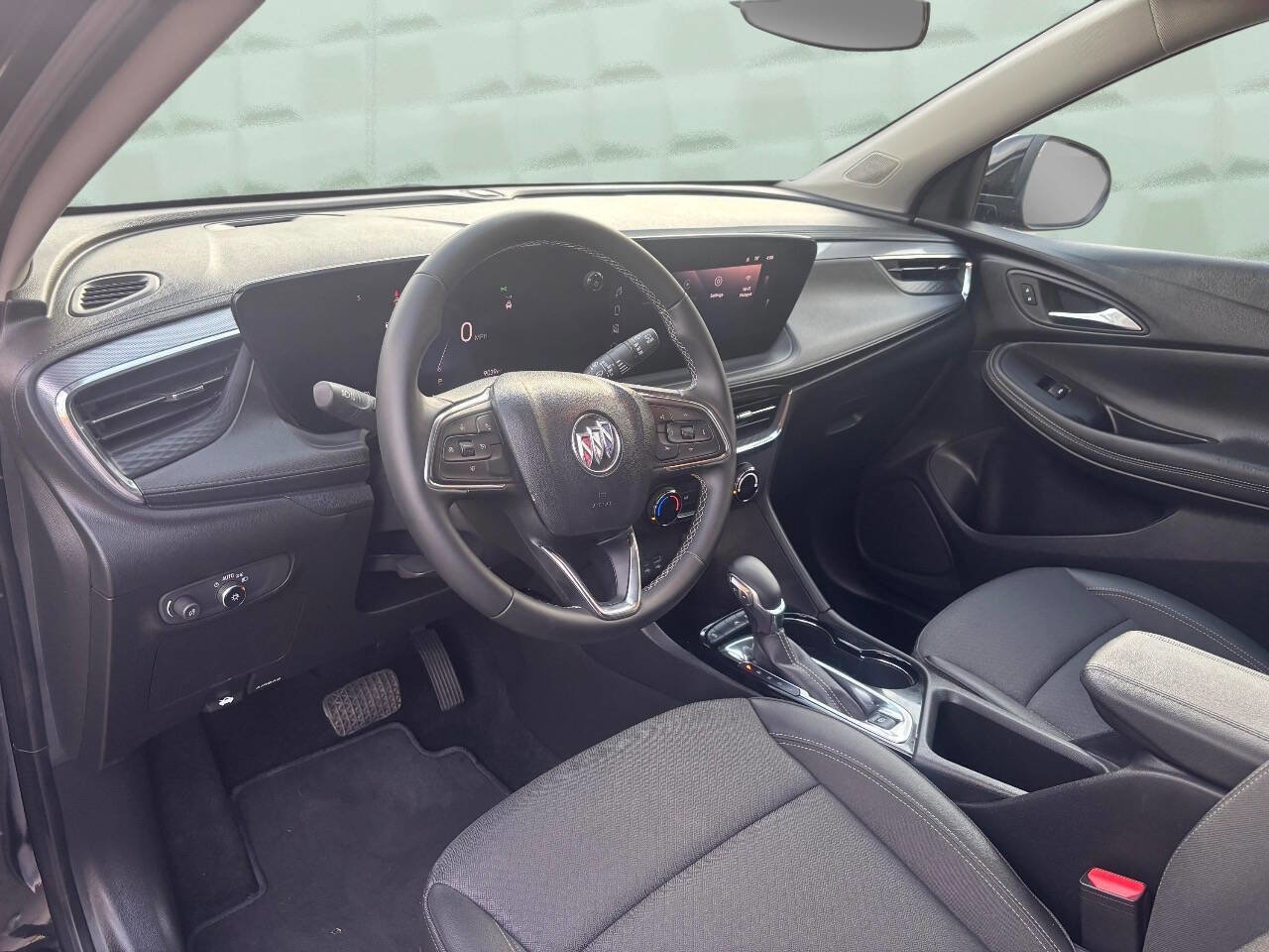 Used 2025 Buick Encore GX Preferred image 11