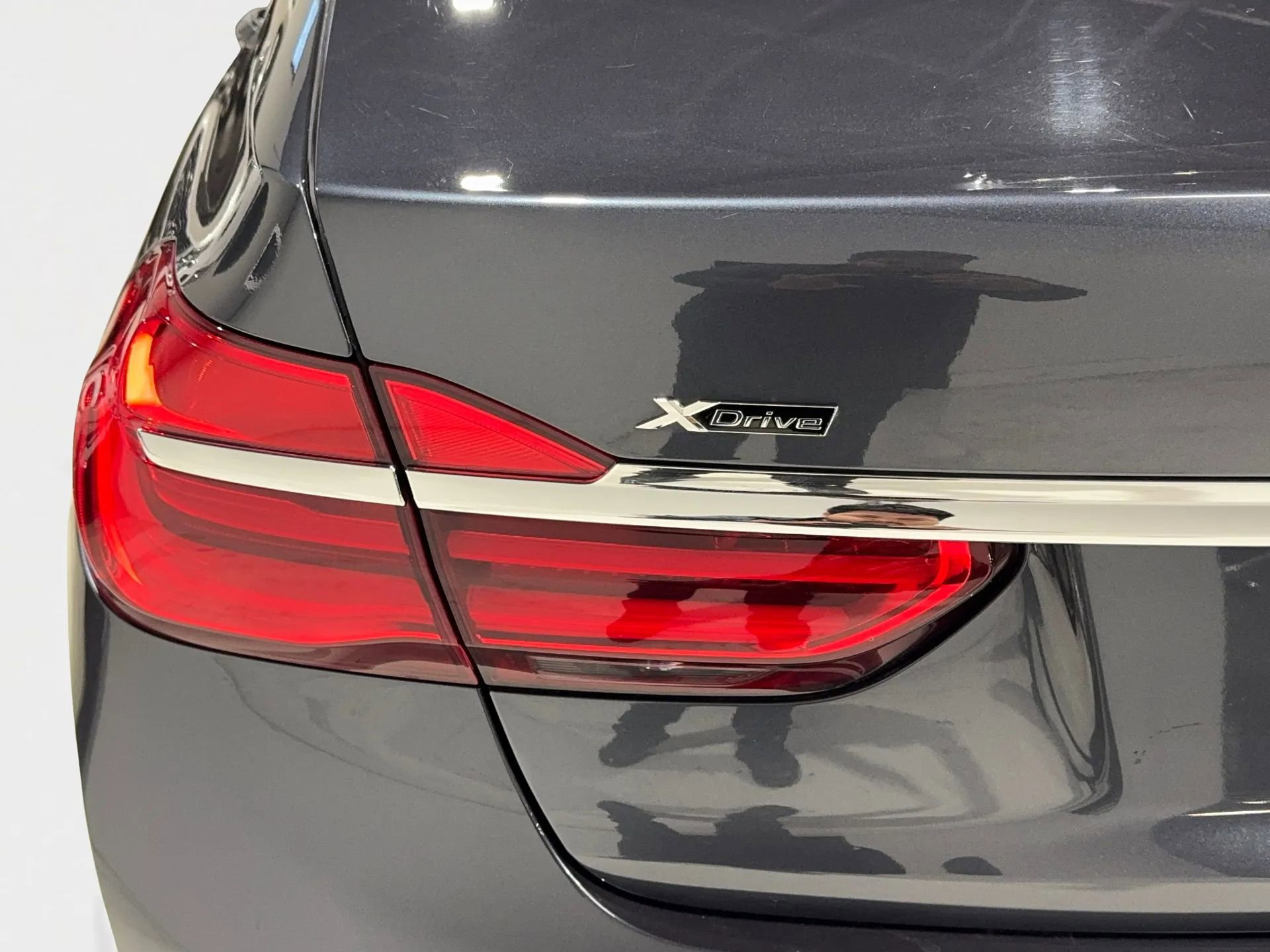 Used 2017 BMW 750i xDrive image 22