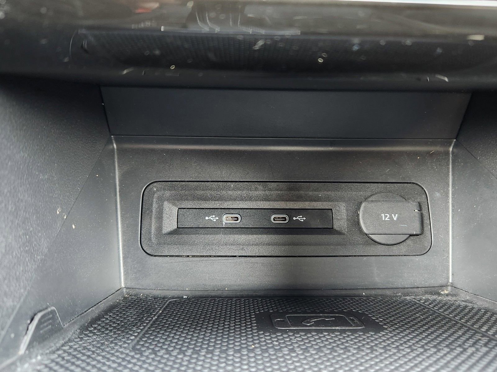 Used 2022 Volkswagen Atlas SE image 24