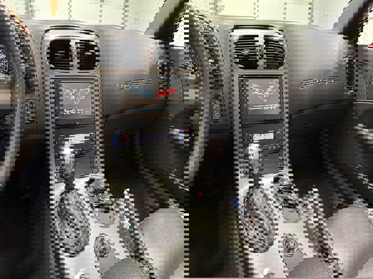 Used 2006 Chevrolet Corvette Convertible w/ Preferred Equipment Group image 29