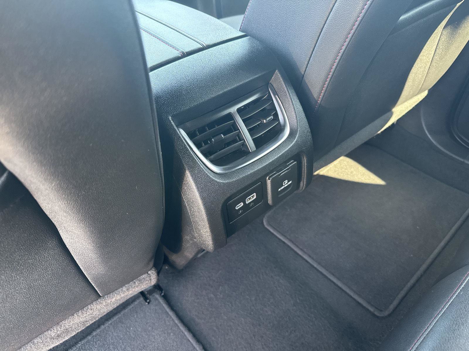 Used 2025 Chevrolet Blazer RS FWD image 11
