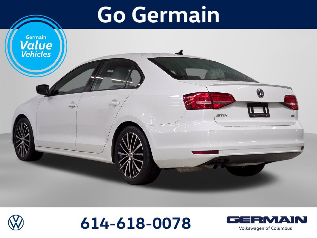 Used 2015 Volkswagen Jetta Sport FWD image 9