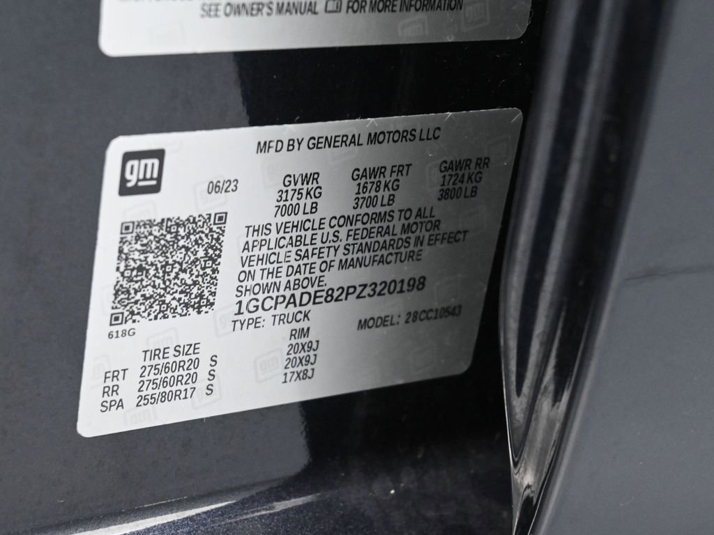 Used 2023 Chevrolet Silverado 1500 RST image 18