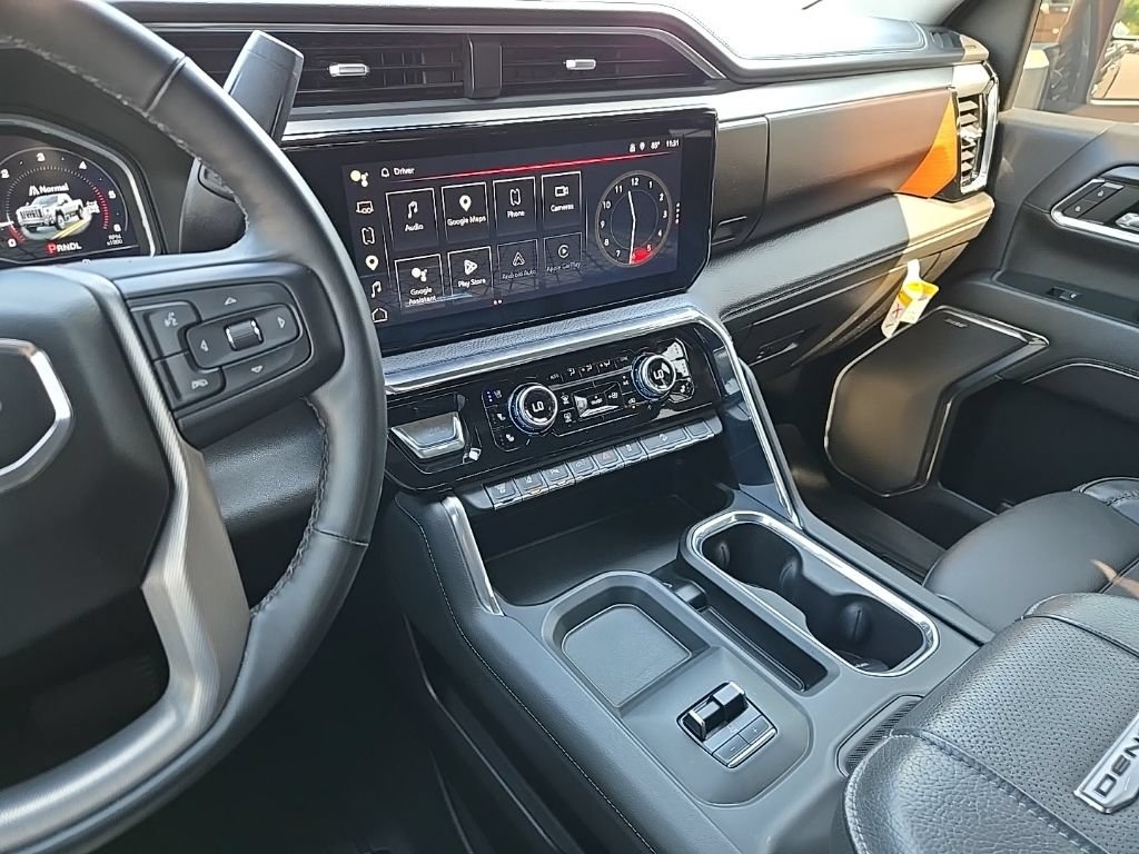 Used 2024 GMC Sierra 2500 Denali w/ Denali Reserve Package AWD/4WD image 31