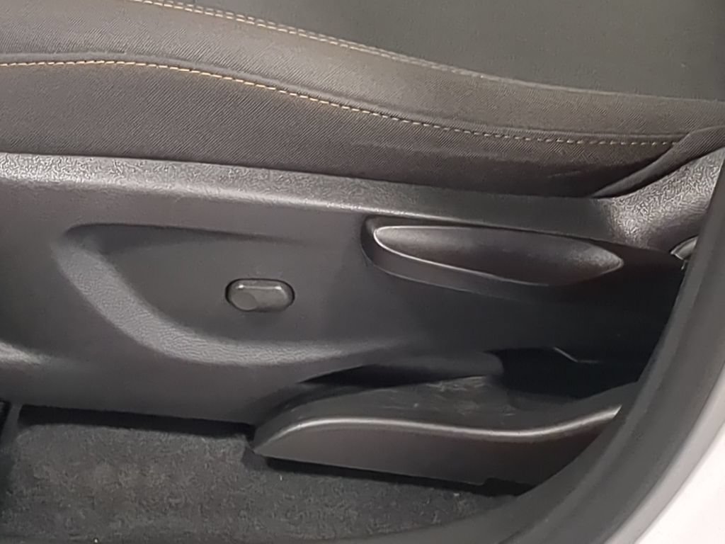 Used 2019 Chevrolet Trax LS w/ Tint and Cruise Package FWD image 21