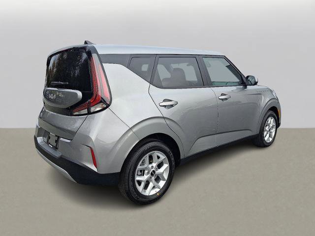 New 2025 Kia Soul LX image 4