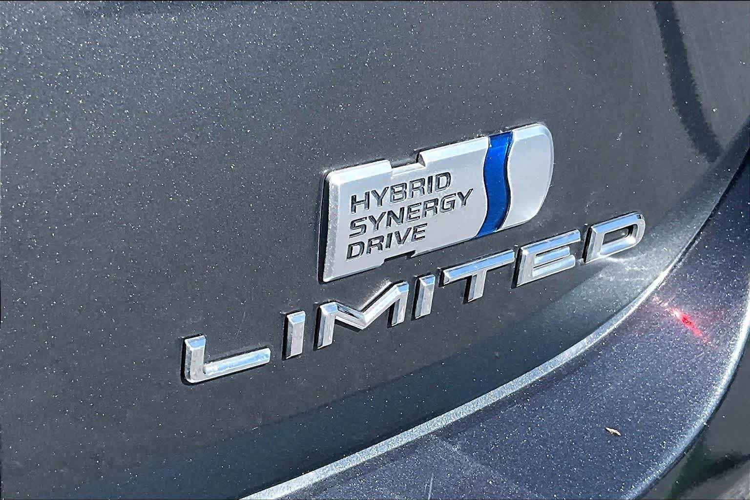 Used 2017 Toyota Avalon Limited FWD image 9