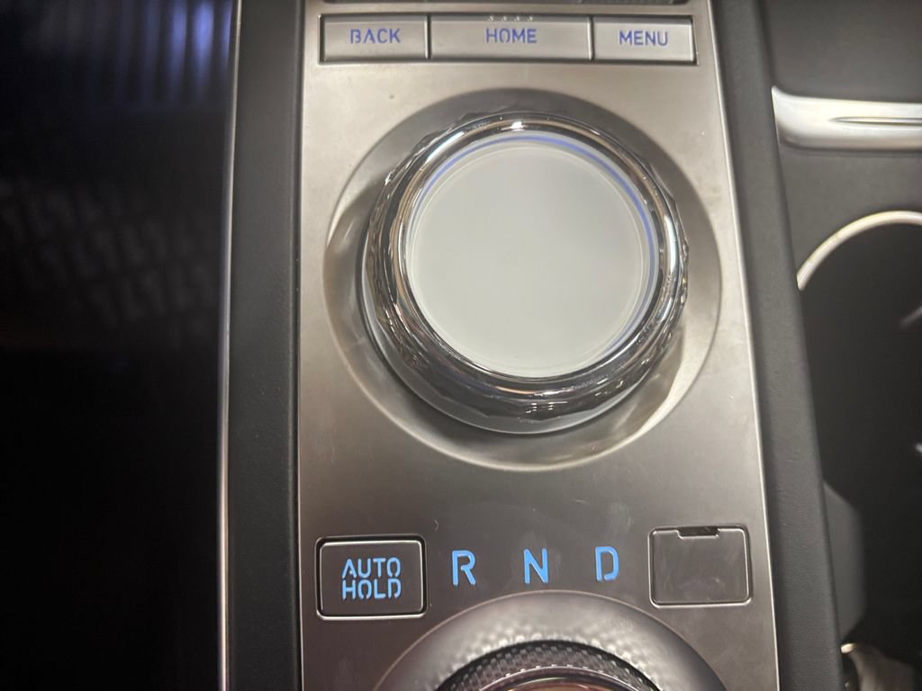 Used 2023 Genesis GV70 2.5T w/ Select Package AWD/4WD image 26