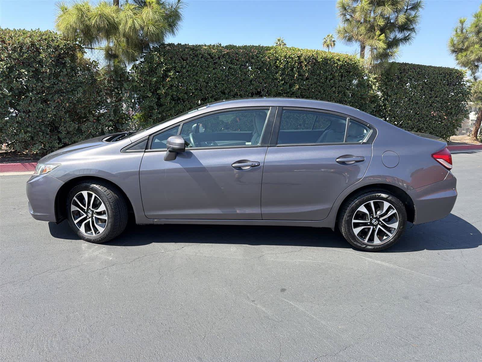 Used 2015 Honda Civic EX image 3