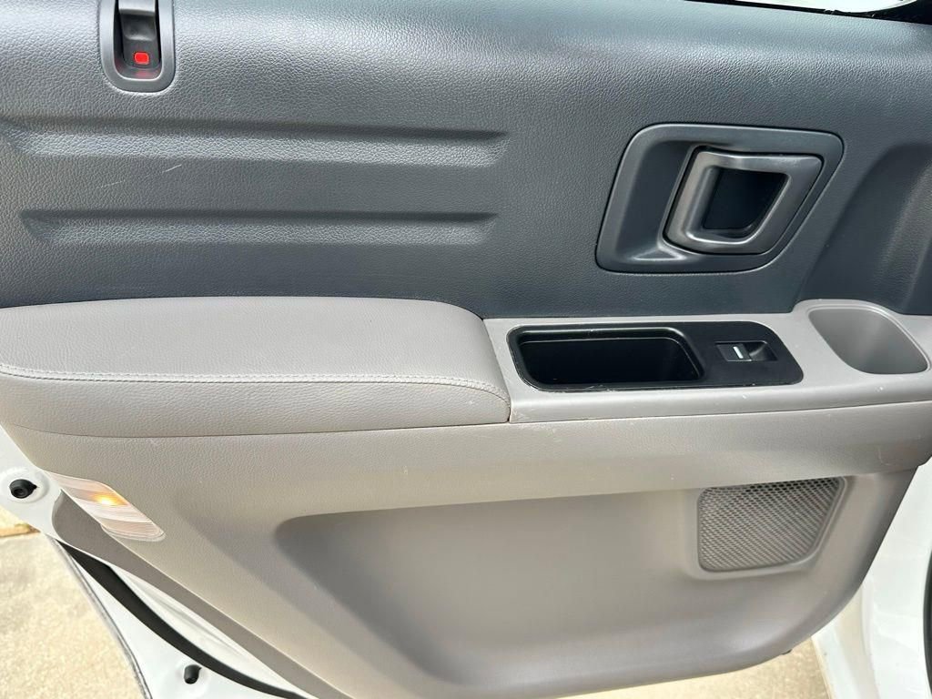 Used 2013 Honda Ridgeline RTL image 18